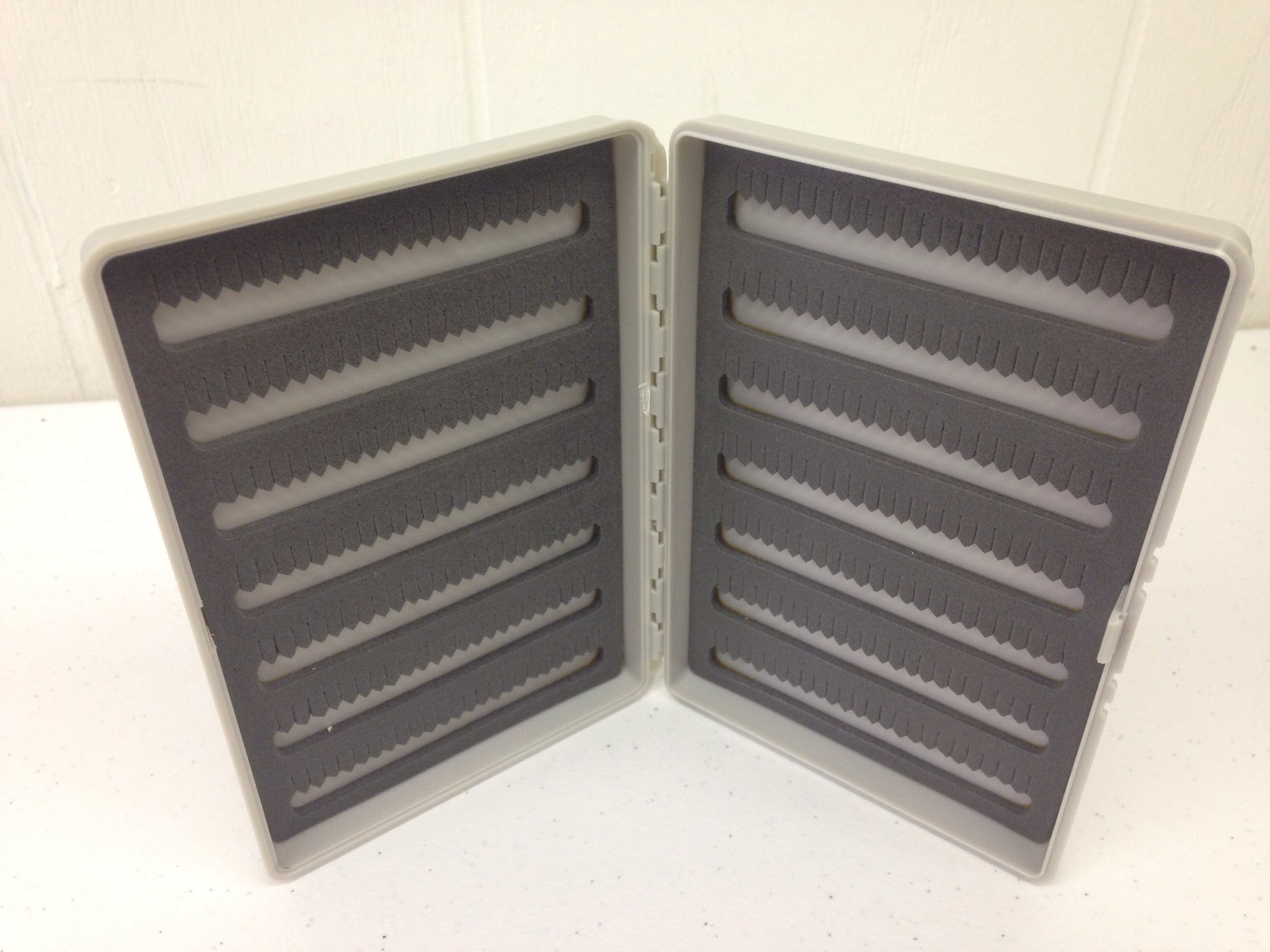 TFS Super Slim Fly Box